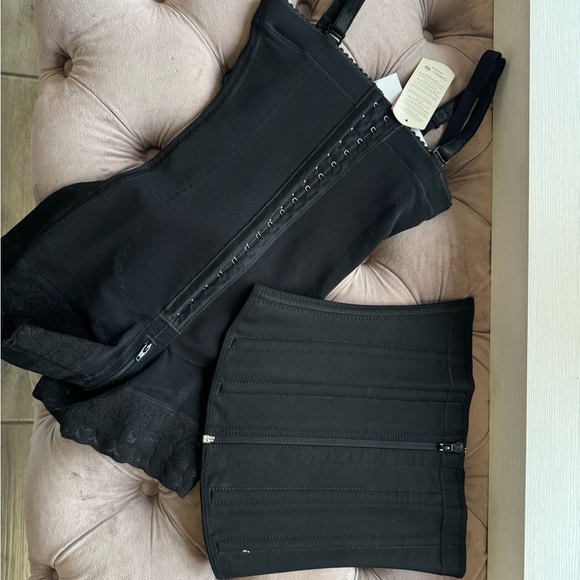 SEAMLESS SHAPWEAR